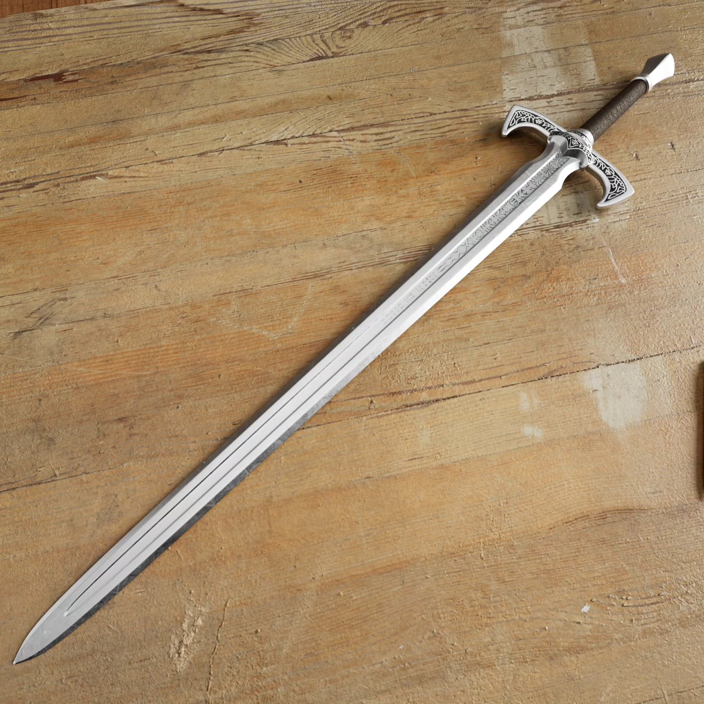 Celtic Engraved Longsword – Ornate Rune Blade with Leather Grip